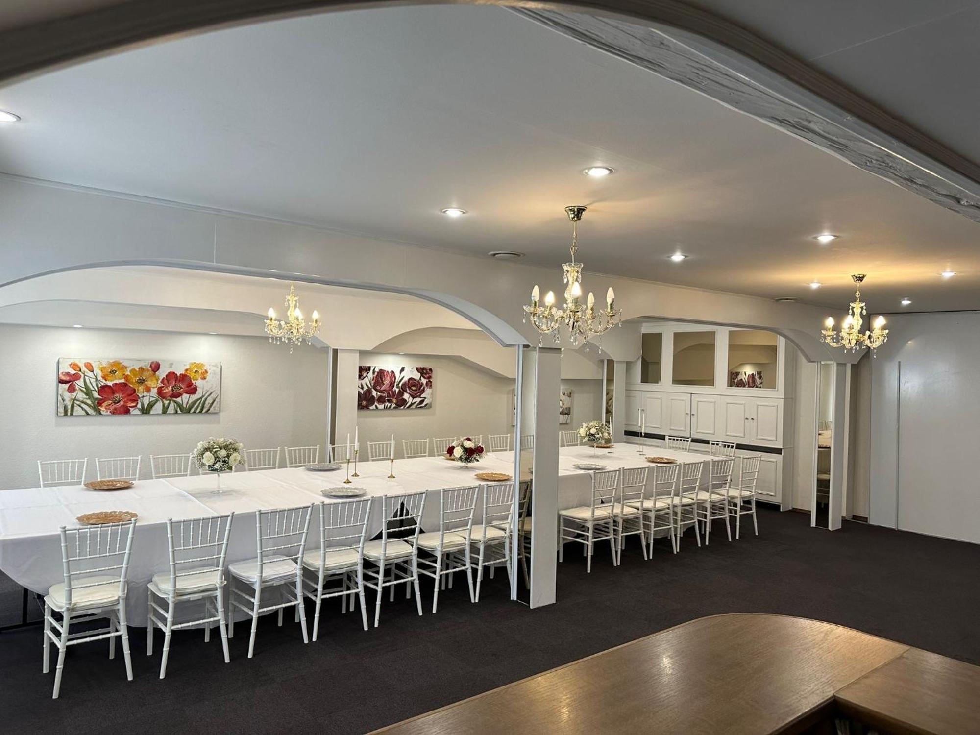 Golden Golem Hotel & Spa Прага Экстерьер фото